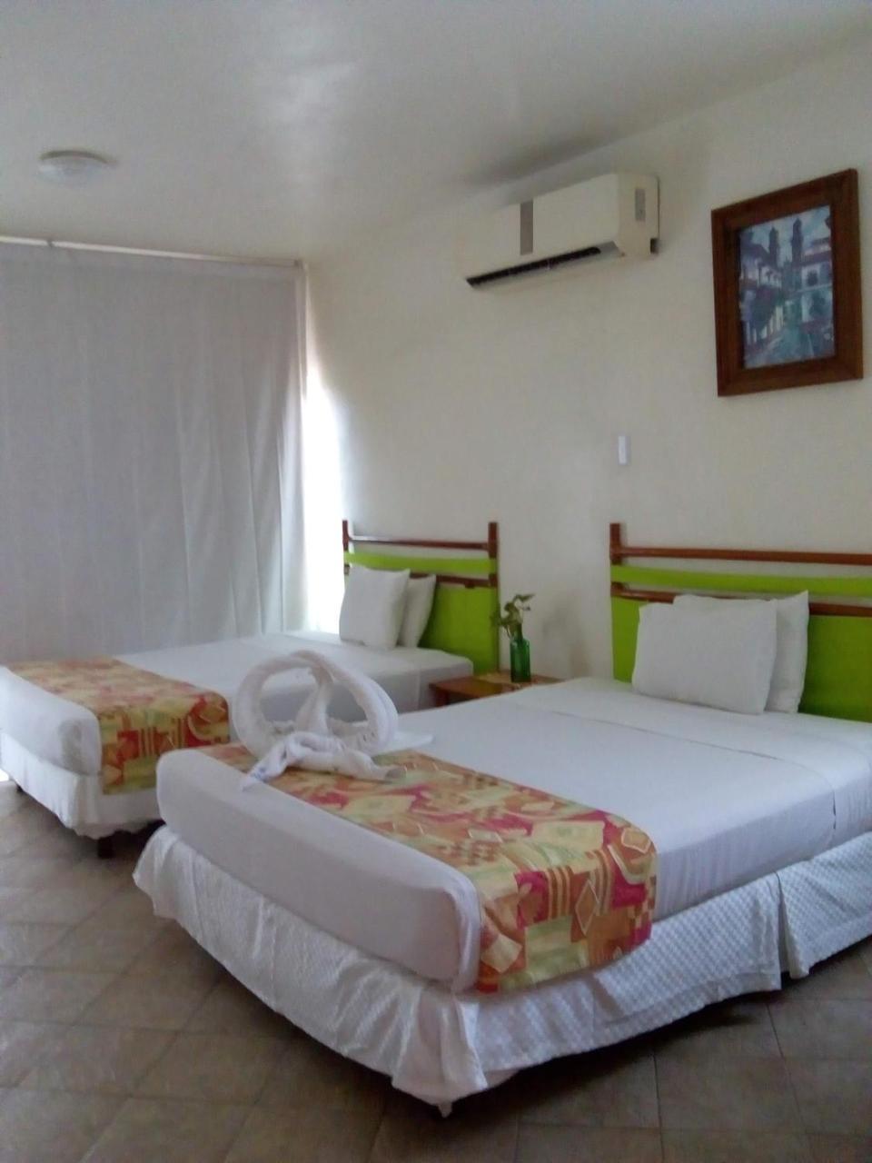 Grand Royal Lagoon Cancun Exterior photo