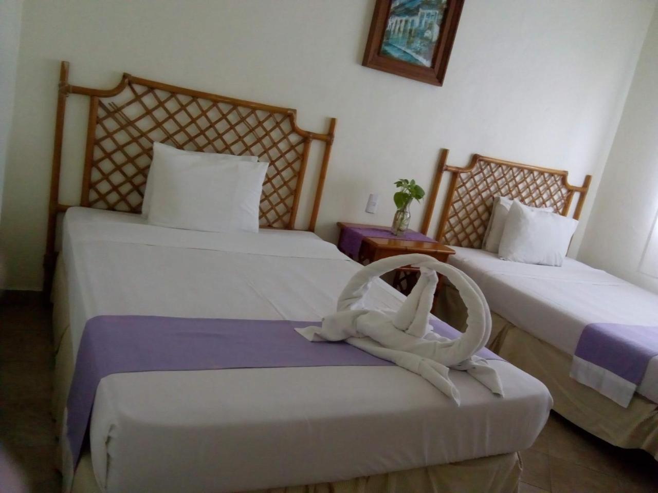 Grand Royal Lagoon Cancun Exterior photo