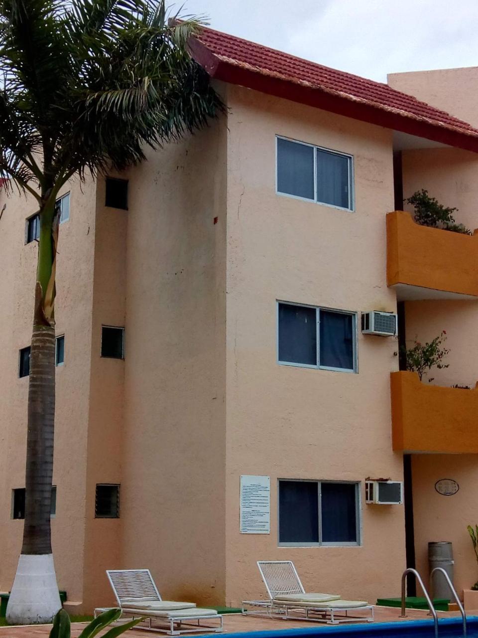 Grand Royal Lagoon Cancun Exterior photo