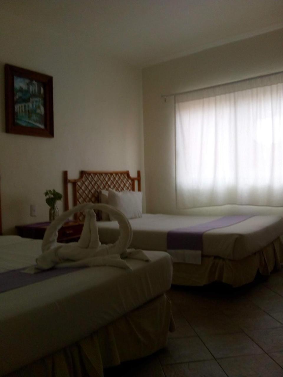 Grand Royal Lagoon Cancun Exterior photo