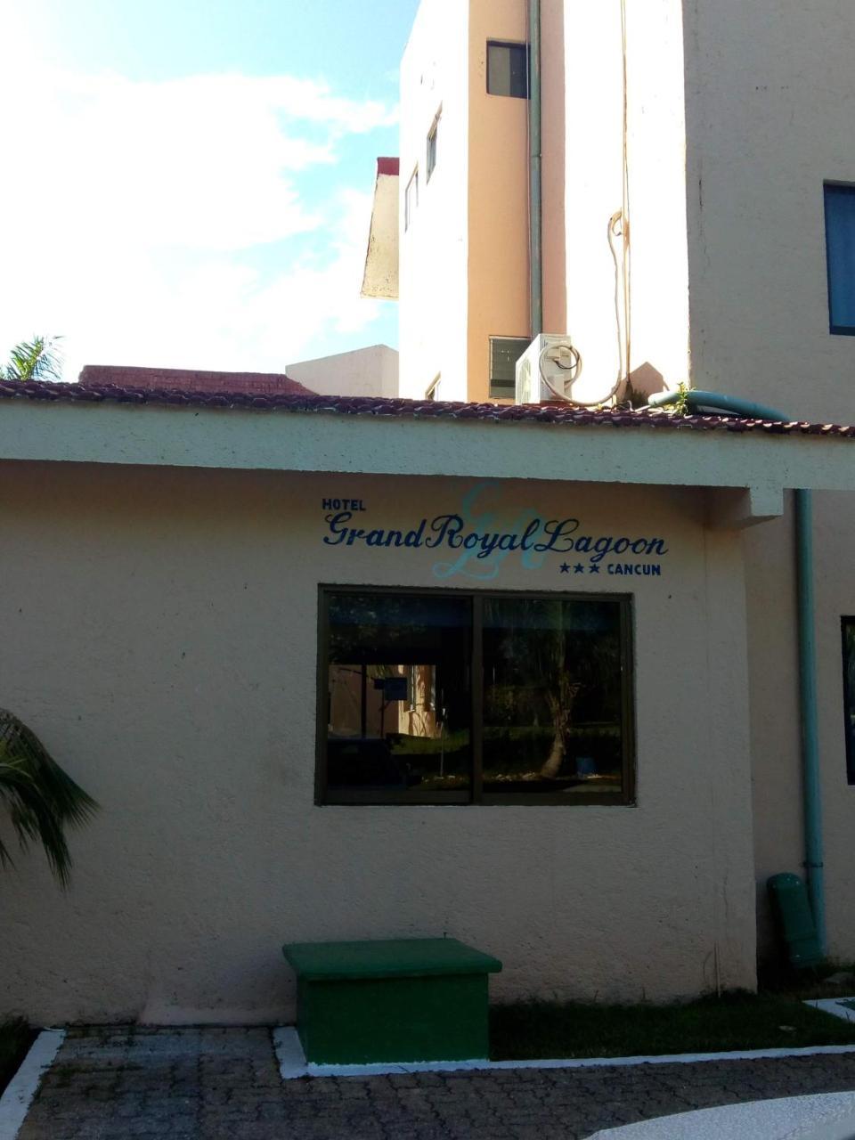 Grand Royal Lagoon Cancun Exterior photo